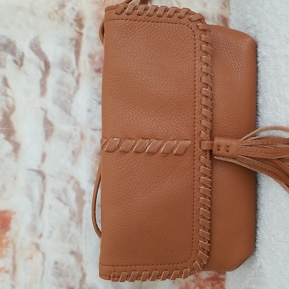 New HOBO Bramble Crossbody - Picture 4 of 16